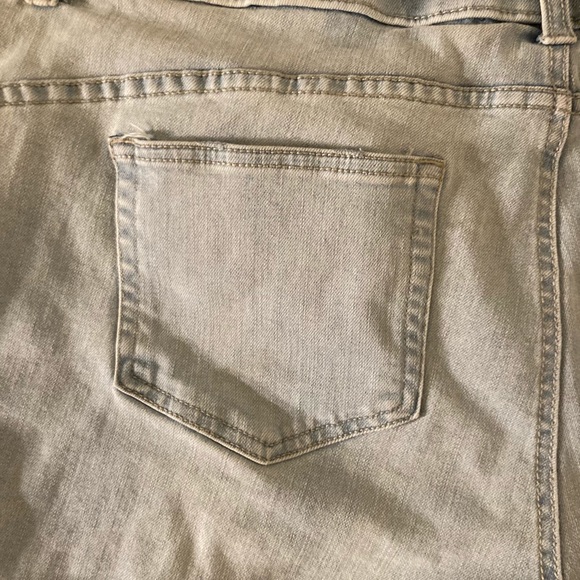 Terra and Sky jean shorts - Picture 6 of 8